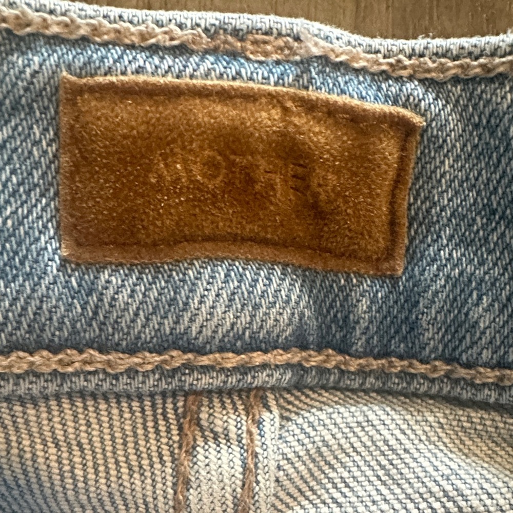 MOTHER Light Blue Ankle & Cropped Jeans EUC - Picture 4 of 11